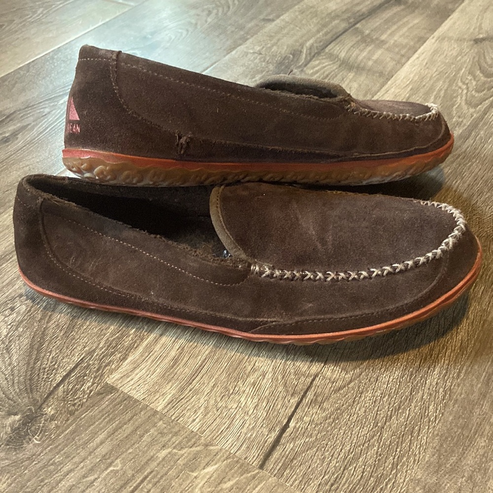 Mens LL Bean moccasin slippers